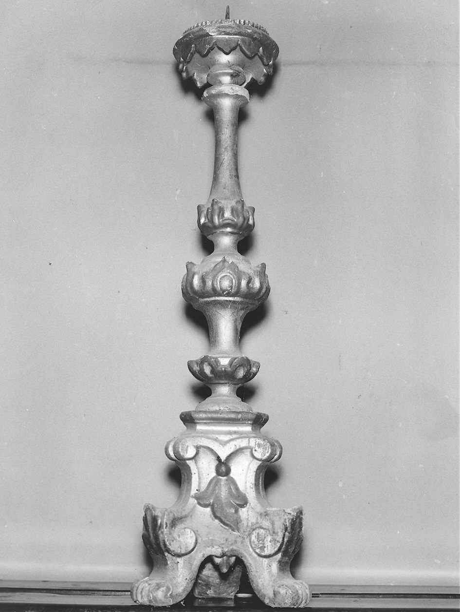 candeliere d'altare, serie - bottega piacentina (sec. XIX)