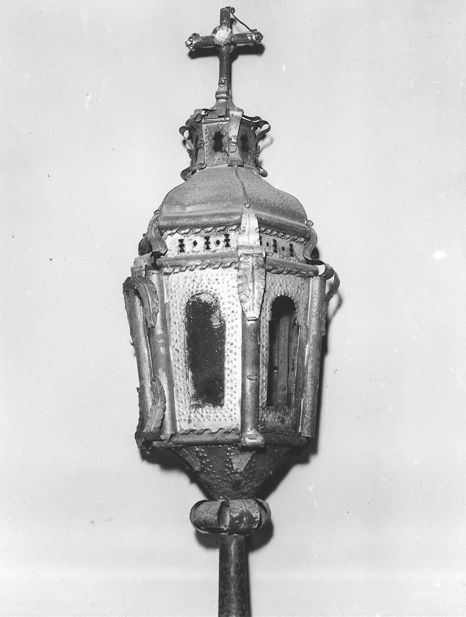lanterna processionale, serie - bottega piacentina (fine sec. XIX)