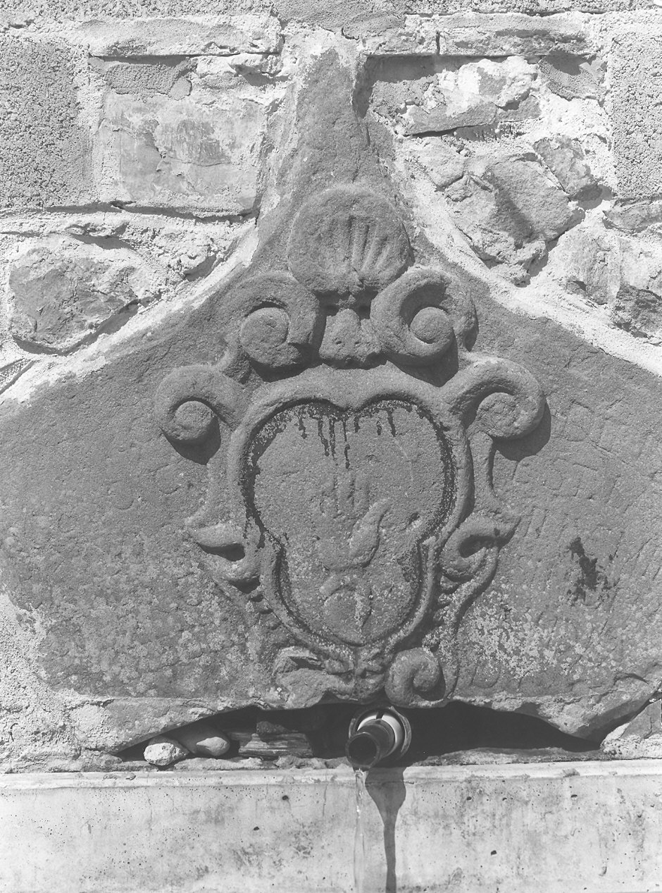 stemma gentilizio (chiave d'arco) - ambito parmense (secc. XVII/ XVIII)