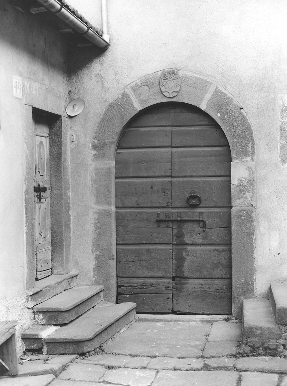 portale - ad arco - ambito parmense (terzo quarto sec. XVII)