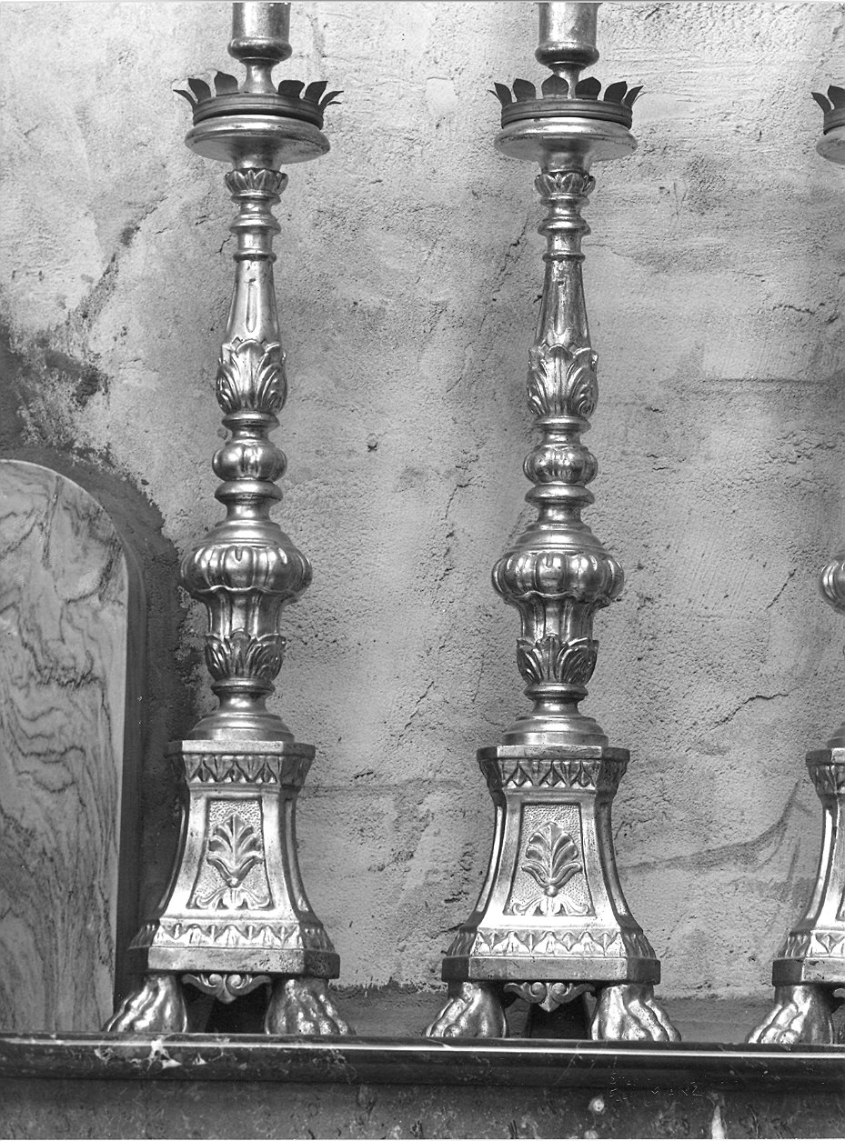 candeliere d'altare, serie - ambito piacentino (fine/inizio secc. XVIII/ XIX)