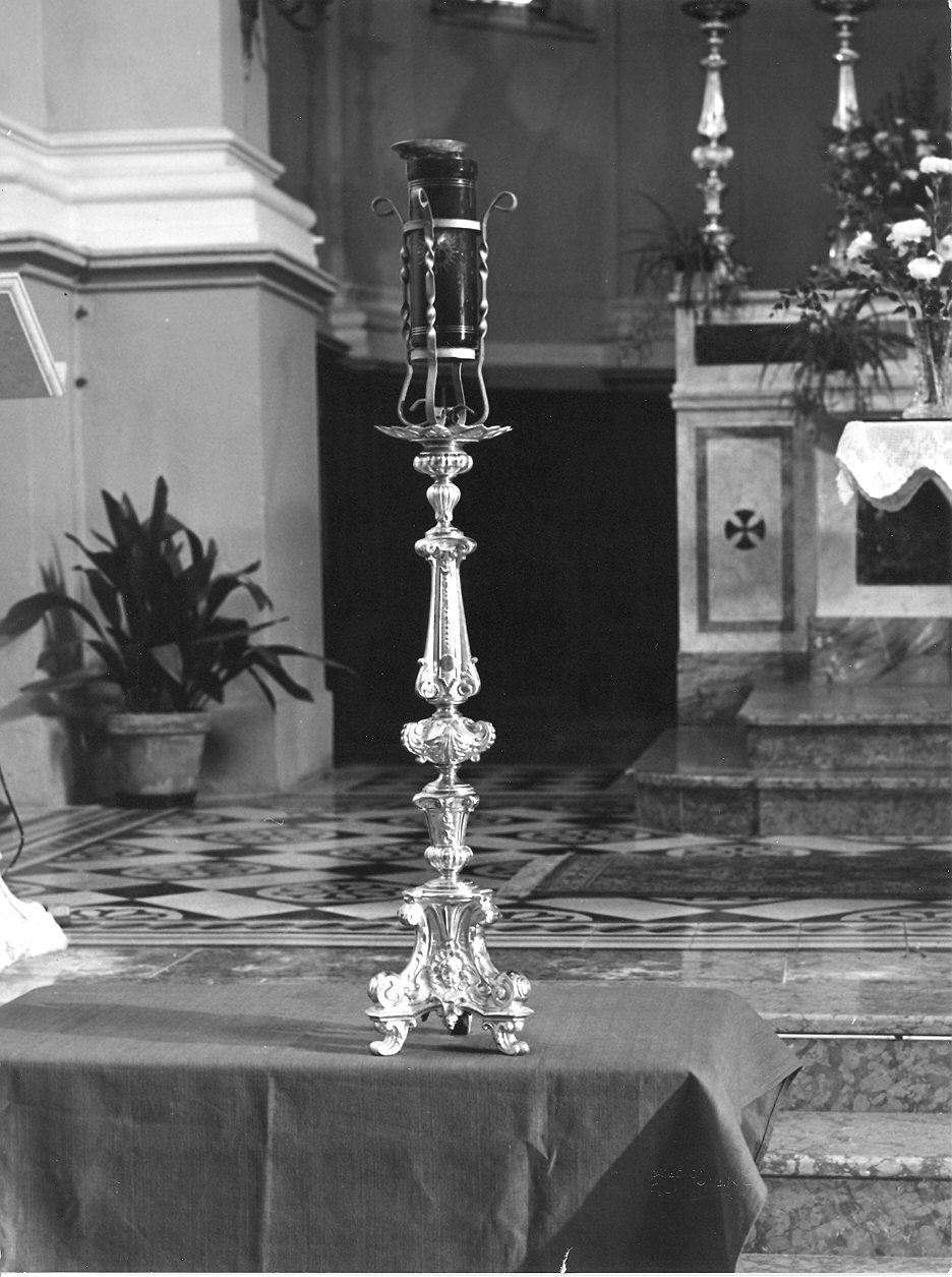 candeliere d'altare - ambito piacentino (sec. XVIII)