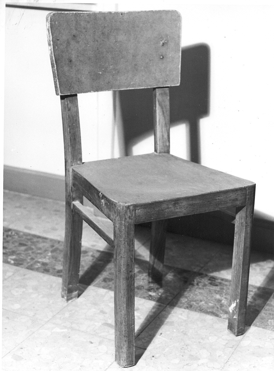 sedia - produzione parmense (primo quarto sec. XX)