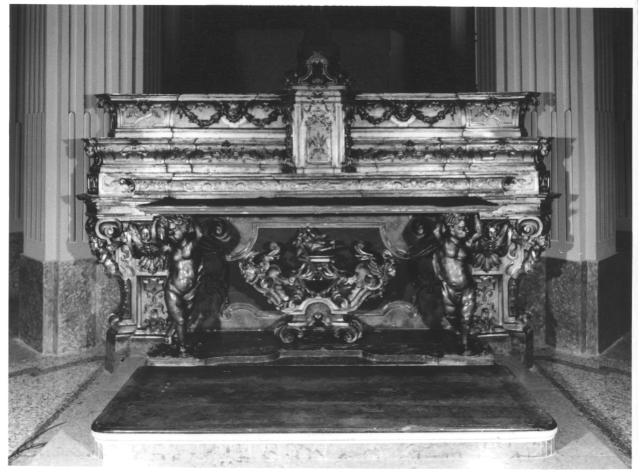 altare maggiore di Seletti Giulio (maniera), Carapezzi (metà, terzo quarto sec. XVIII, sec. XVIII)