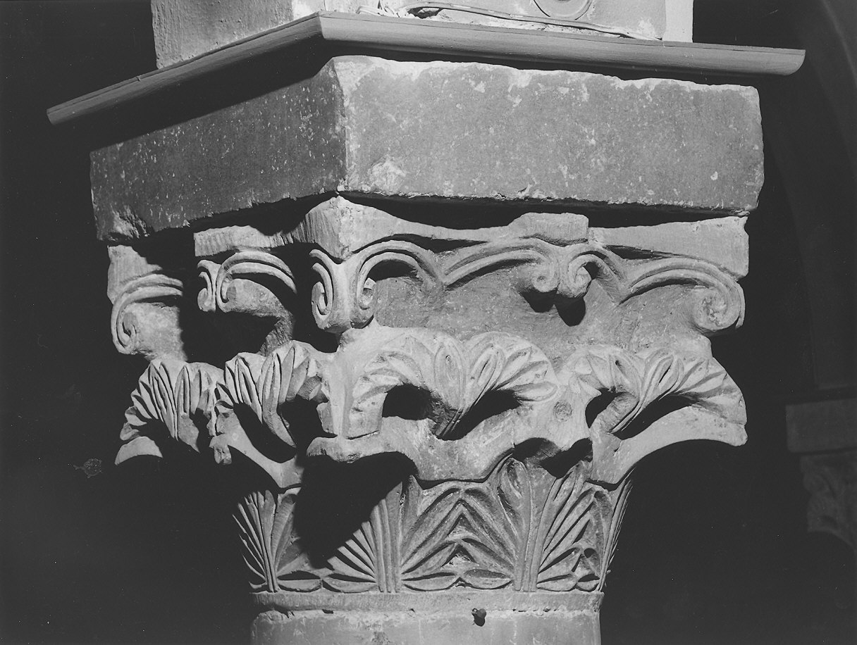 capitello - ambito lombardo (secc. XI/ XII)