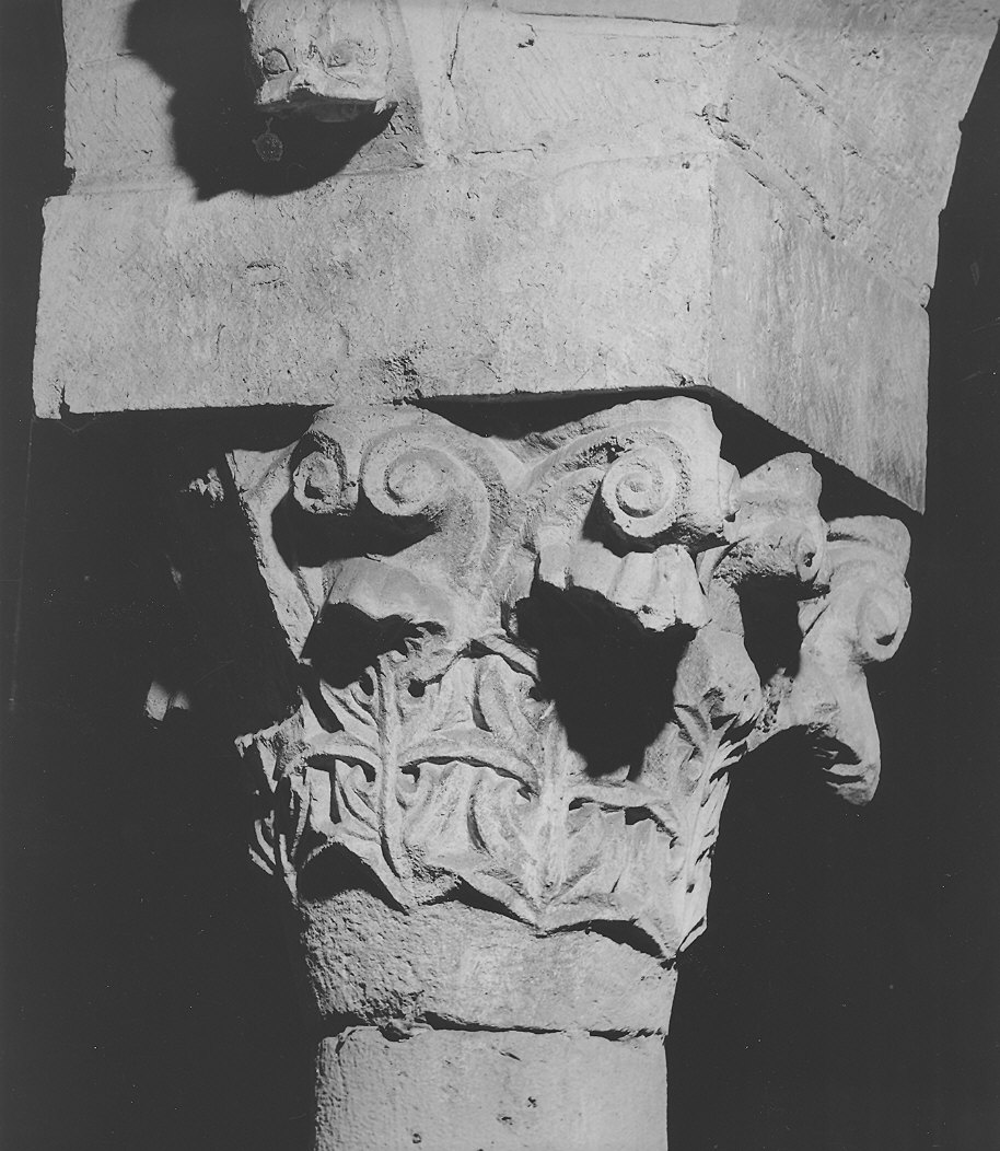 capitello - ambito emiliano-lombardo (secc. XI/ XII)