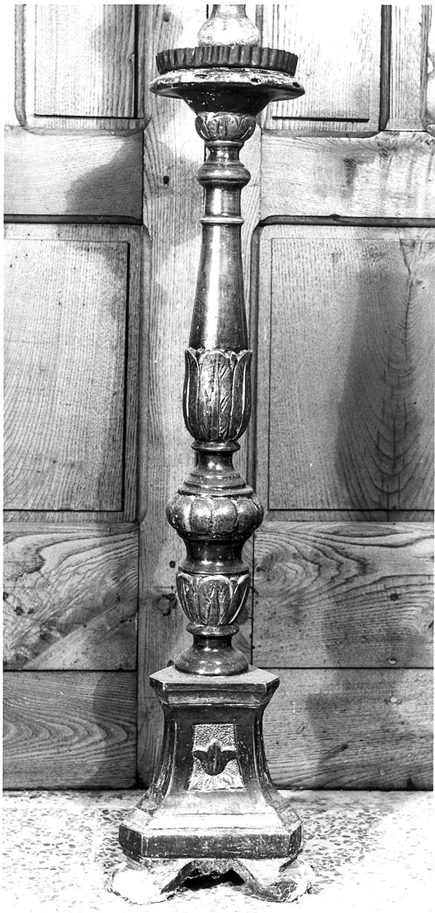 candeliere d'altare, serie - ambito piacentino (fine sec. XVIII)