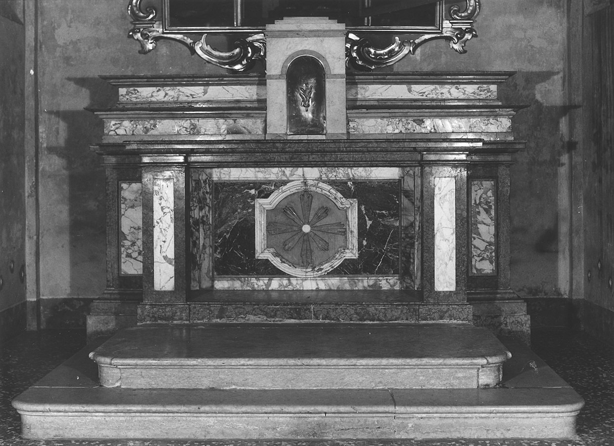 altare - a mensa - ambito parmense (sec. XIX)