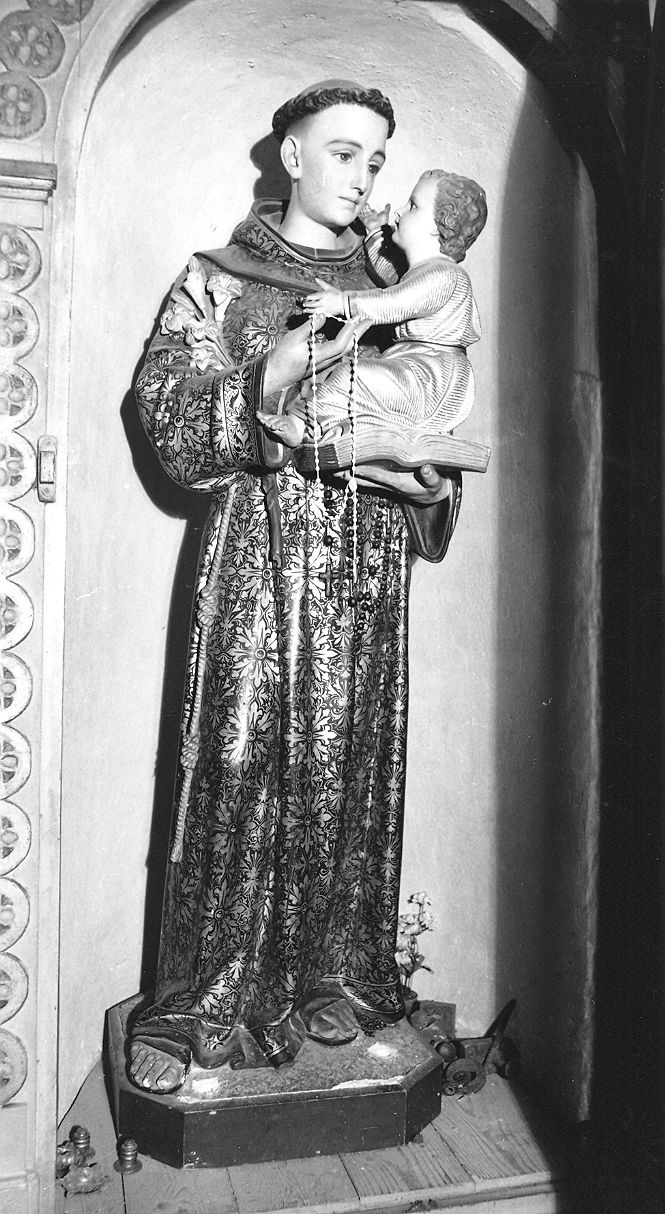 Sant'Antonio da Padova con il Bambino Gesù (statua) - produzione Italia settentrionale (sec. XX)