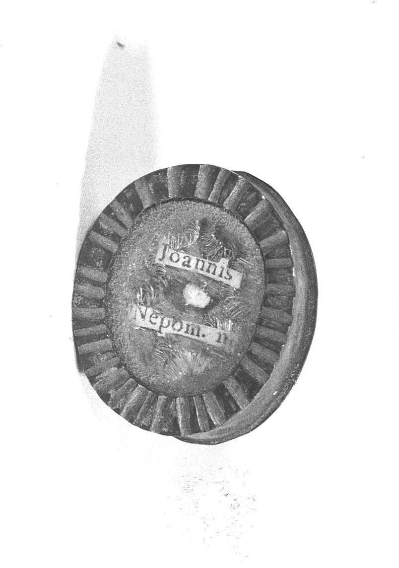 reliquiario a capsula - a medaglione - ambito parmense (fine/inizio secc. XVIII/ XIX)