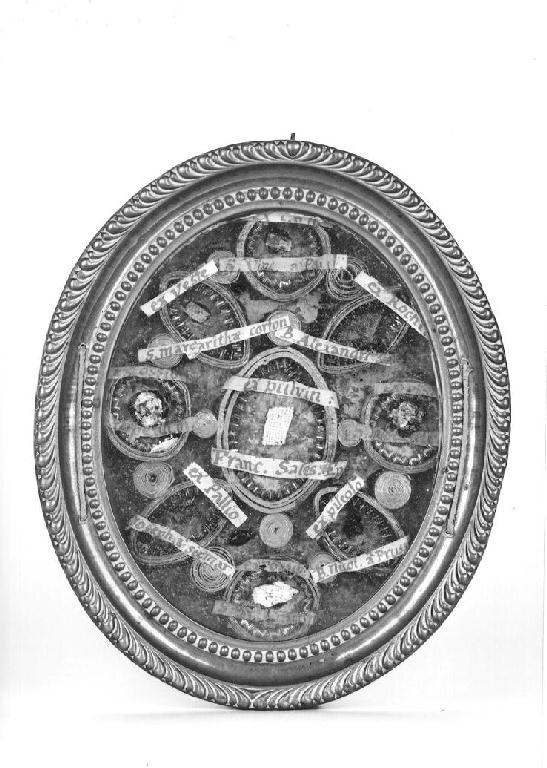 reliquiario a capsula, serie - produzione italiana (sec. XIX)