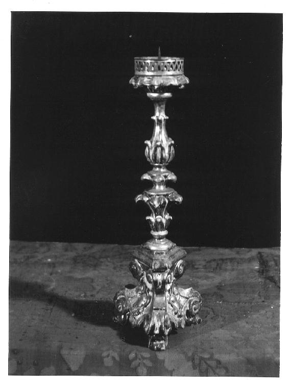 candeliere d'altare, serie - ambito parmense (primo quarto sec. XVIII)