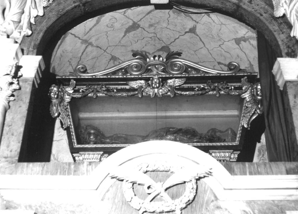 reliquiario a teca - a urna, elemento d'insieme di Marchetti Ignazio (fine sec. XVIII)