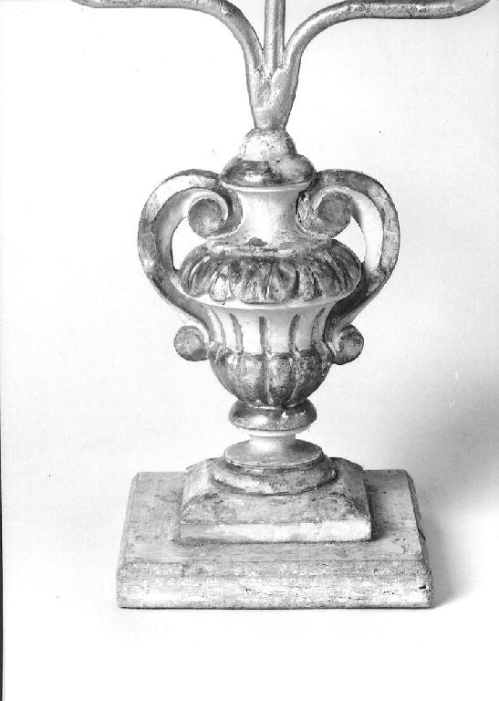 vaso d'altare per composizione floreale, serie - ambito parmense (prima metà sec. XIX)