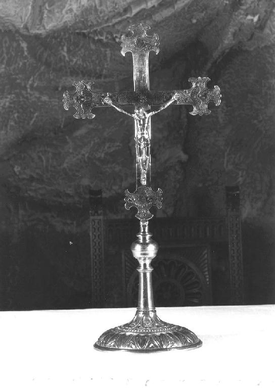 croce d'altare - ambito parmense (primo quarto sec. XX)