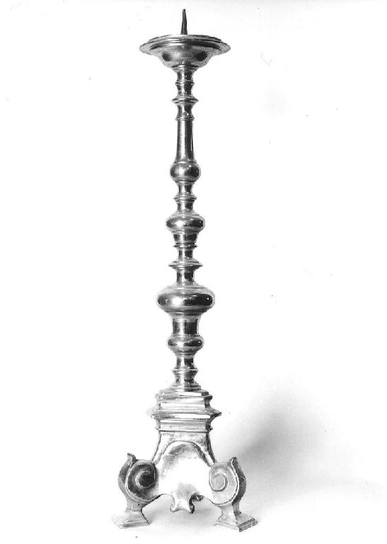 candeliere d'altare, serie - ambito parmense (seconda metà sec. XVIII)