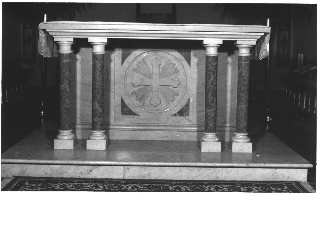 altare - a mensa - ambito parmense (sec. XX)