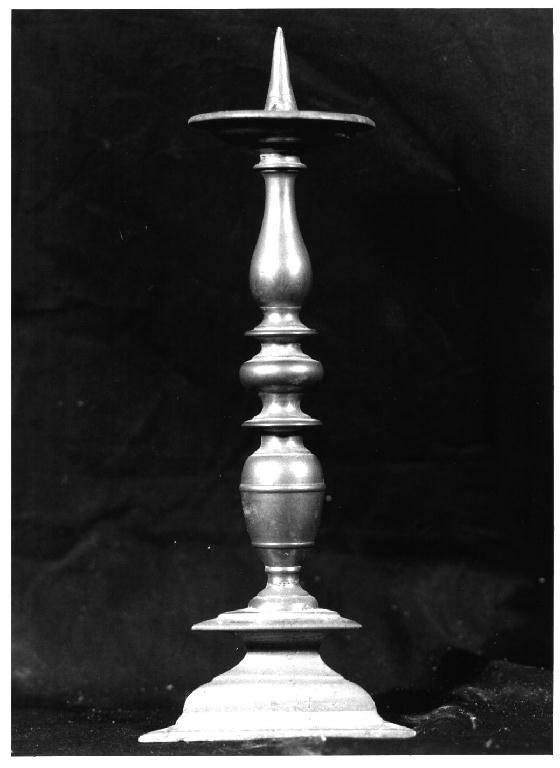 candeliere d'altare, serie - ambito Italia settentrionale (sec. XIX)