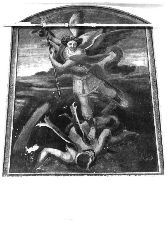 San Michele Arcangelo combatte Satana (dipinto) di Garulli Giuseppe (sec. XX)
