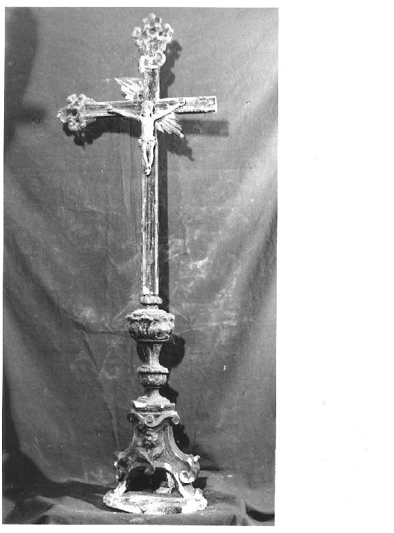 croce d'altare, elemento d'insieme - ambito piacentino (primo quarto sec. XVIII)