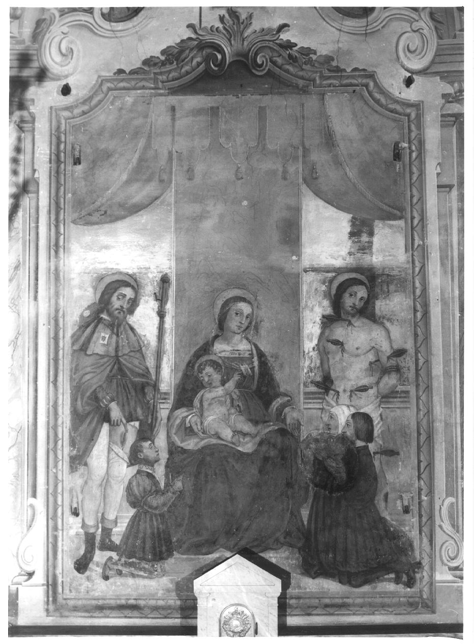 Madonna delle Grazie, Madonna con Bambino, San Rocco e San Sebastiano (dipinto) - ambito emiliano-lombardo (sec. XVI)