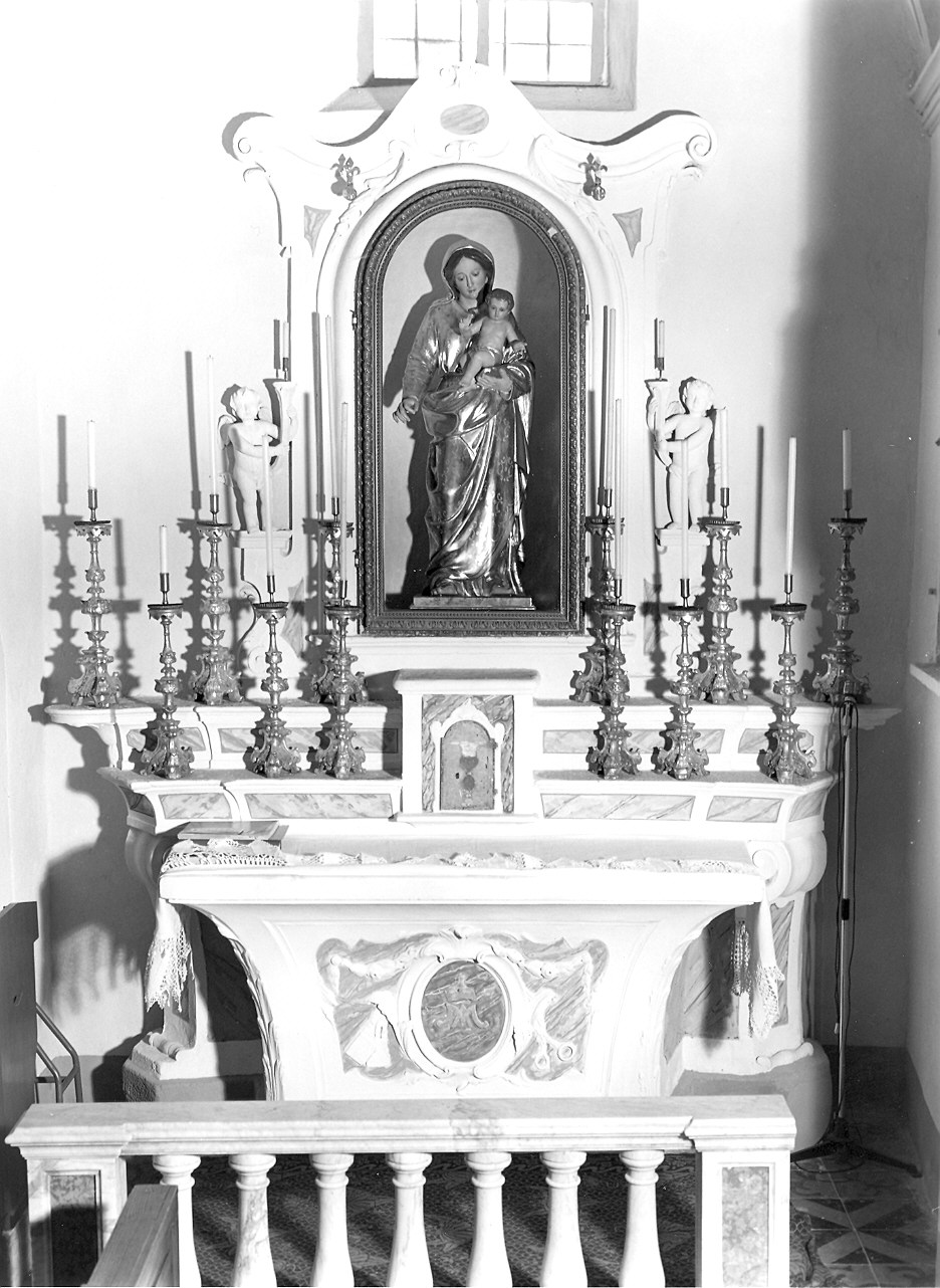 altare di Pagani Ludovico, Boschetti Francesco, Boschetti Giovan Battista (sec. XVIII, sec. XVIII)