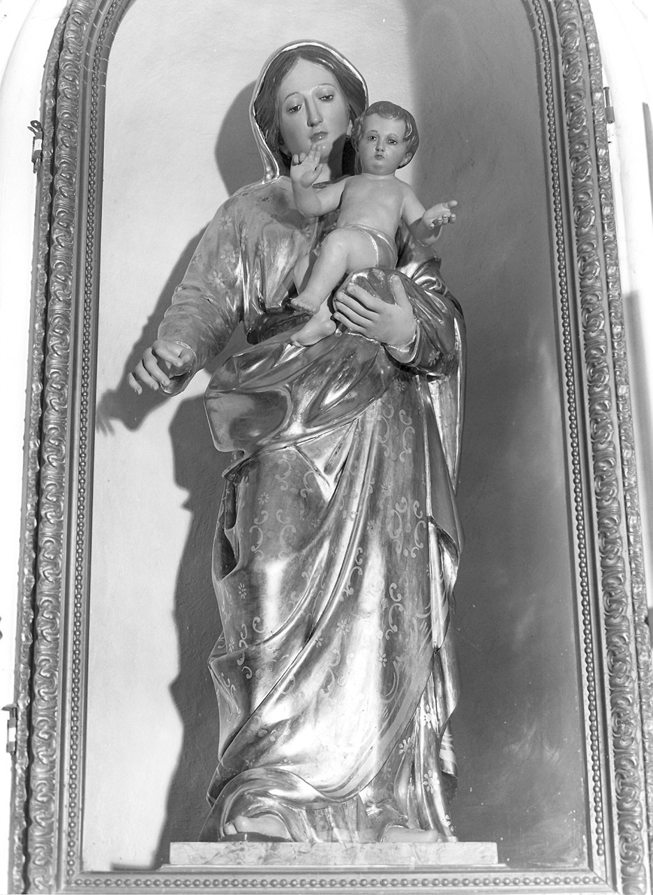 Madonna della Misericordia (statua) - ambito piacentino (secondo quarto sec. XVII)