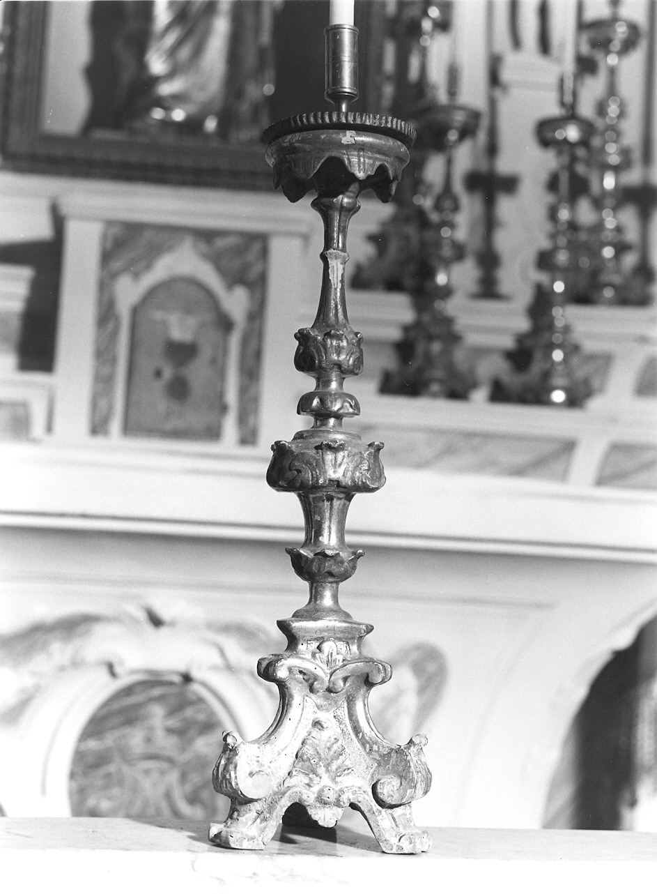 candelabro, serie di Montagnani Antonio (sec. XVIII)