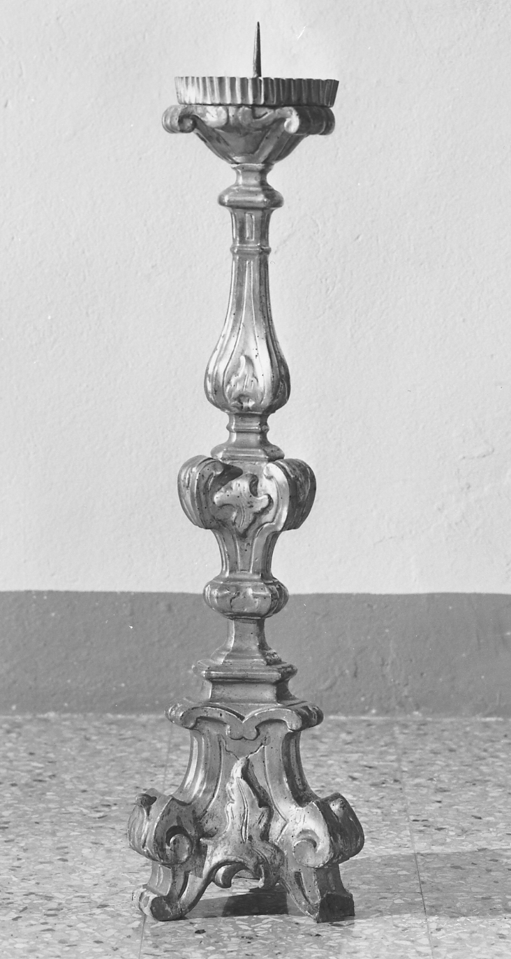 candeliere d'altare, serie - ambito piacentino (seconda metà sec. XVIII)