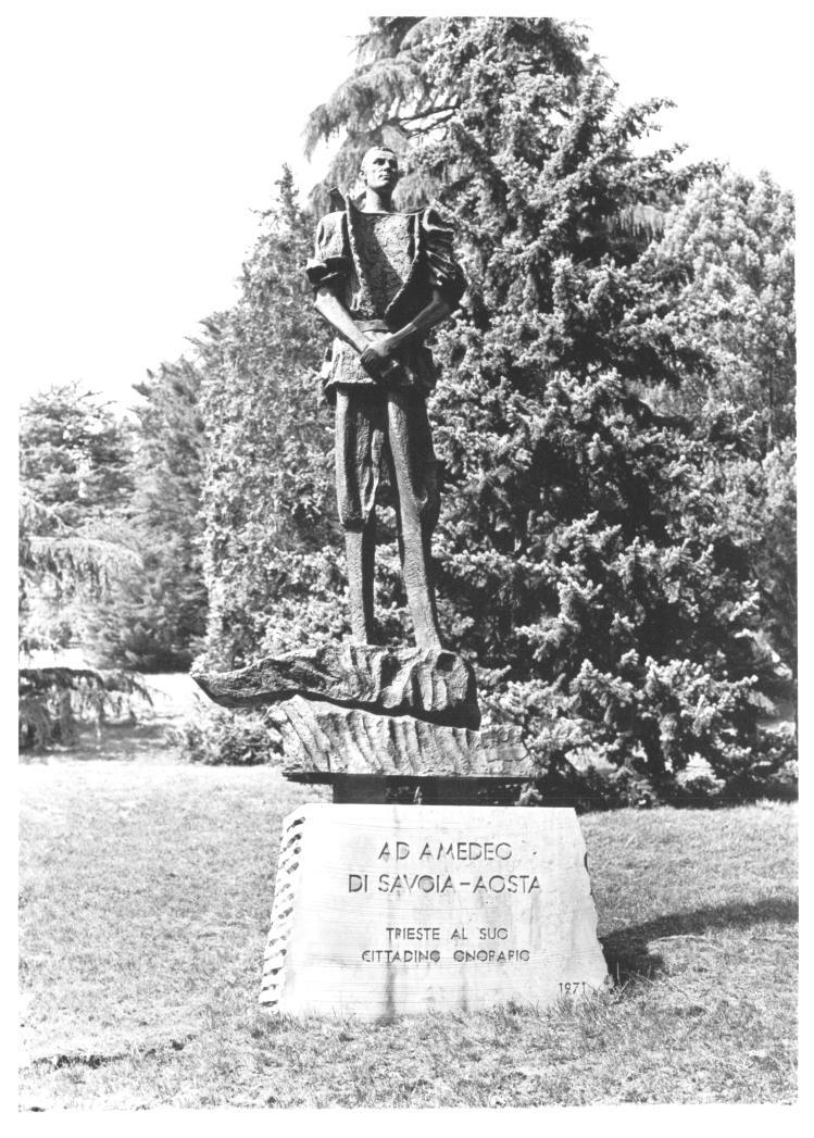 Monumento al duca d'Aosta, ritratto di Amedeo di Savoia-Aosta (monumento) - ambito europeo (sec. XX)