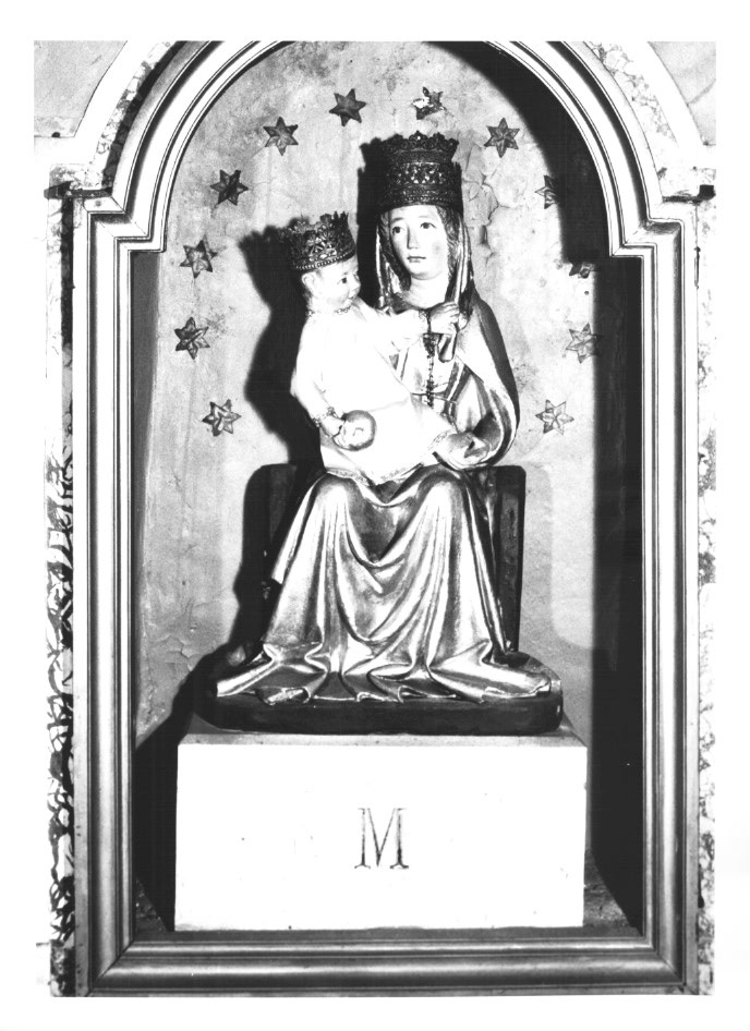 Madonna con Bambino in trono (gruppo scultoreo) - ambito Italia nord-orientale (prima metà sec. XVI)