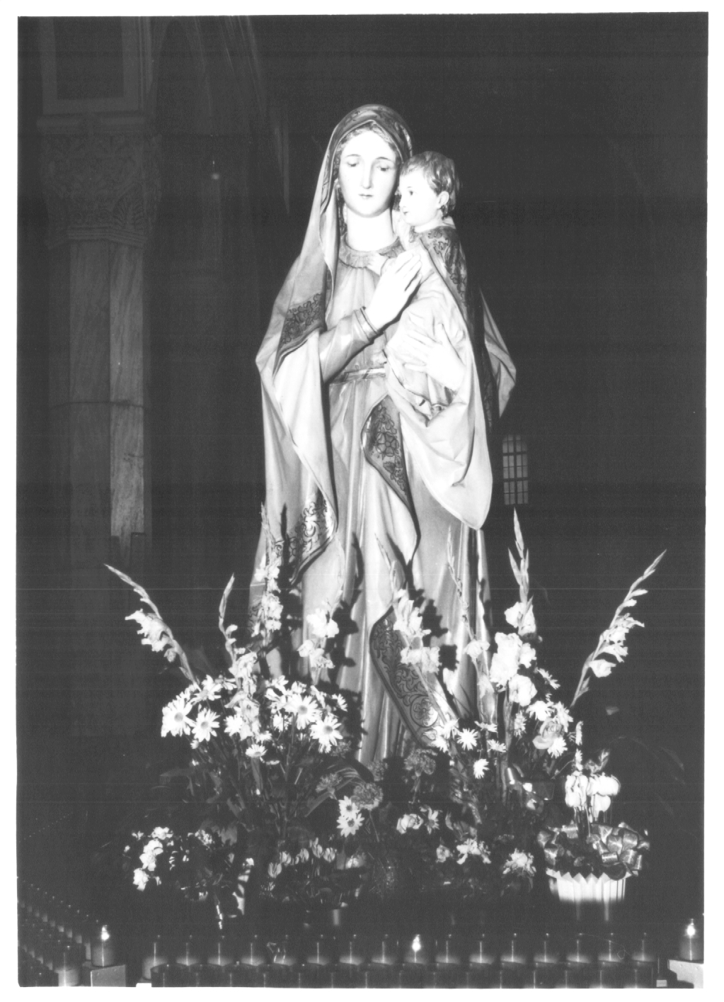 Madonna con Bambino (statua) - ambito Italia nord-orientale (sec. XIX)
