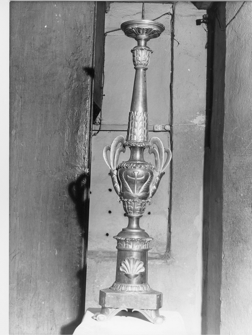 candeliere d'altare, serie - bottega ligure (inizio sec. XX)