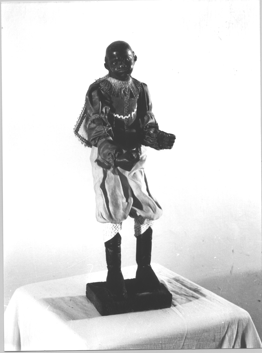 cammelliere negro (statuetta di presepio, elemento d'insieme) di Maragliano Anton Maria (maniera) (secc. XVII/ XX)