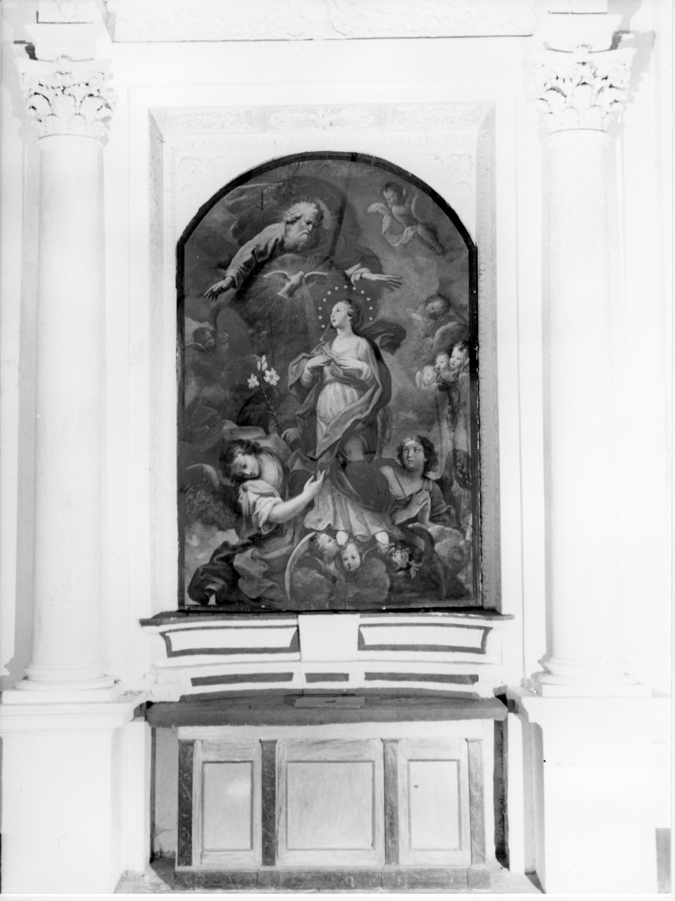Altare della Madonna Immacolata (altare, elemento d'insieme) di Zerbi Pietro (sec. XVII)