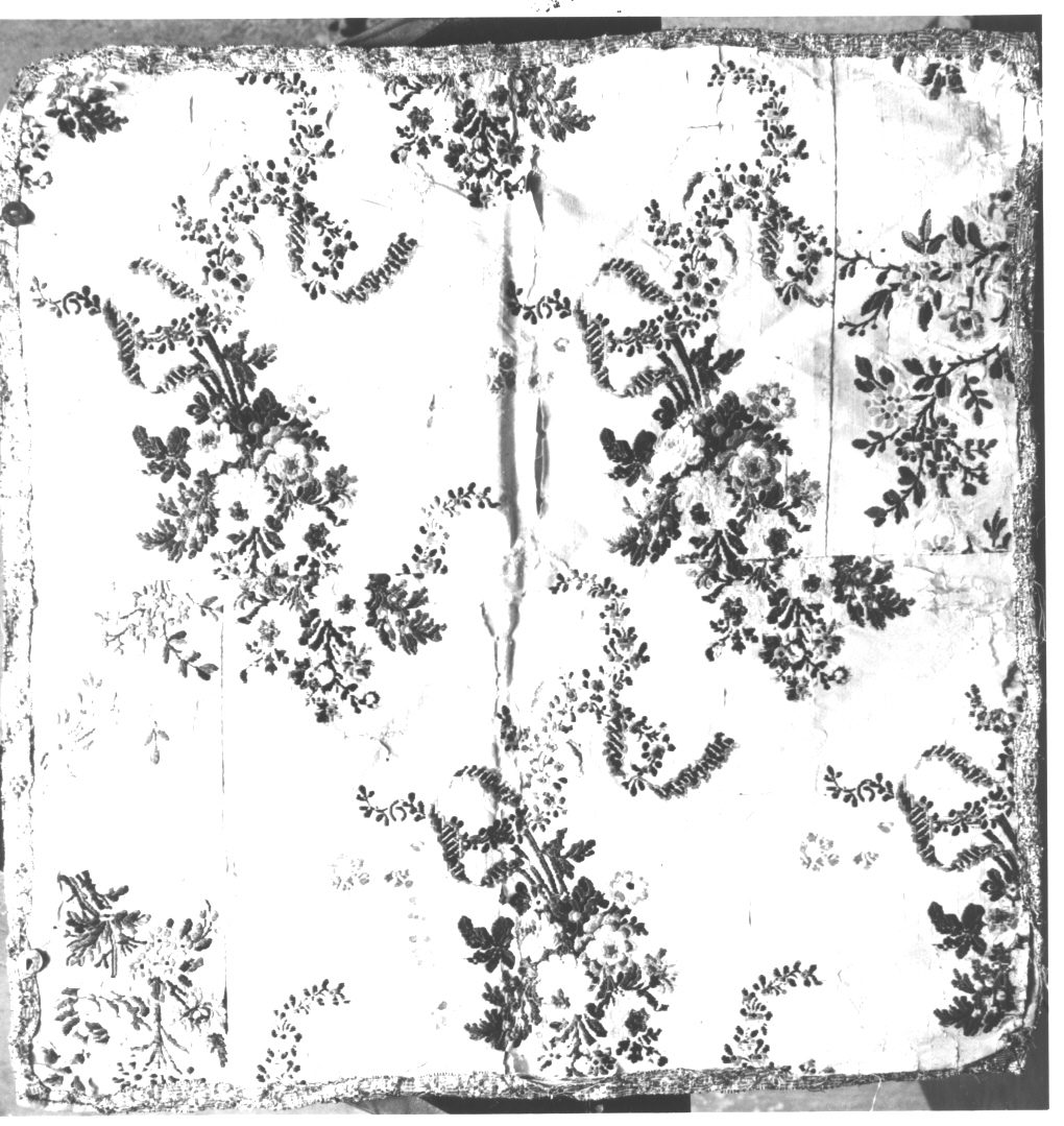 motivi decorativi floreali con nastri (velo di calice, opera isolata) - manifattura ligure (seconda metà sec. XVIII)