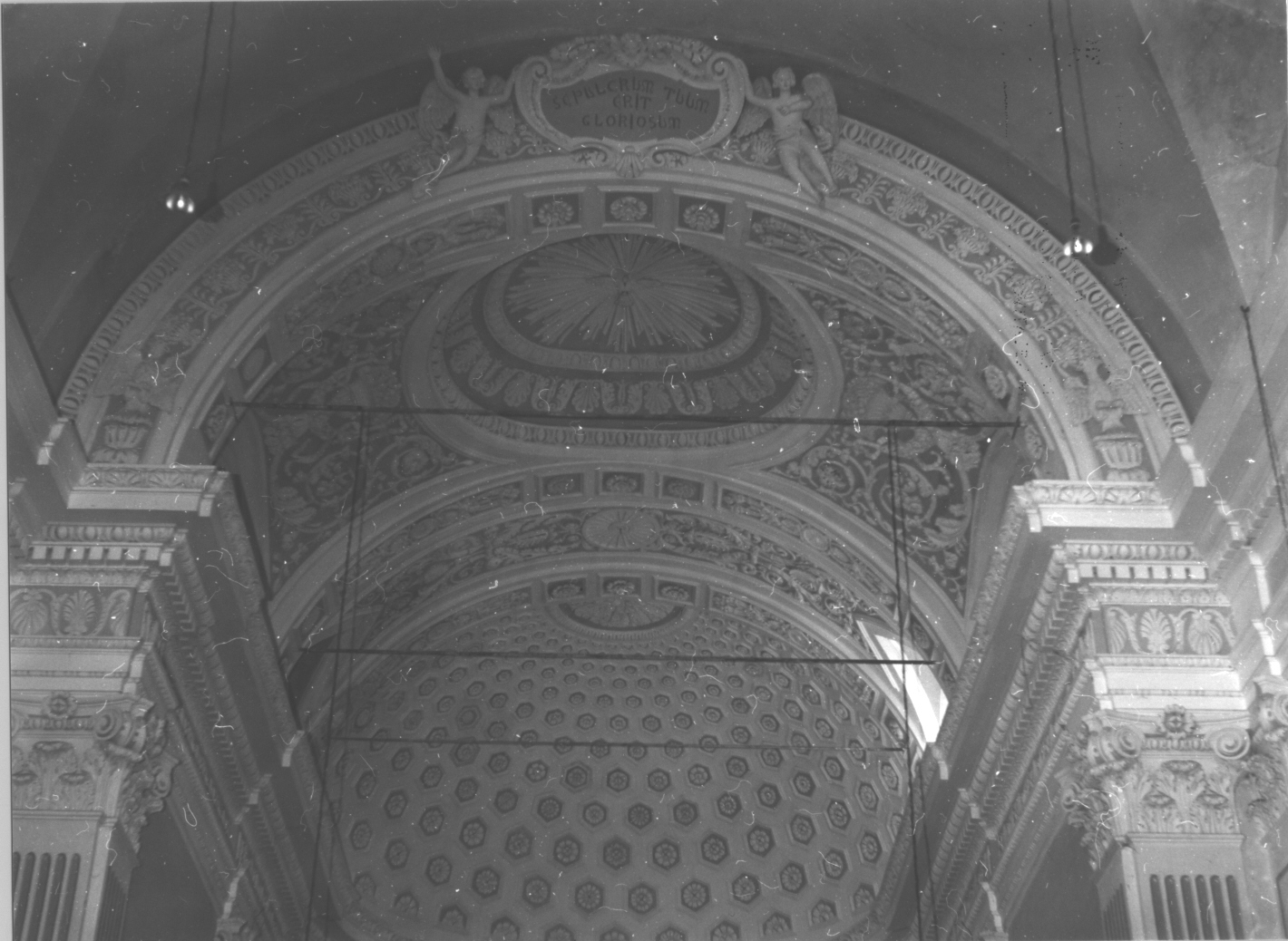 motivi decorativi a foglie d'acanto/ motivi decorativi geometrici (decorazione plastica, elemento d'insieme) di Scala Giovanni (sec. XIX)