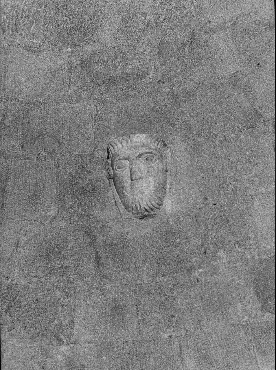 testa d'uomo con barba (scultura, opera isolata) - bottega ligure (sec. VII, sec. XI)