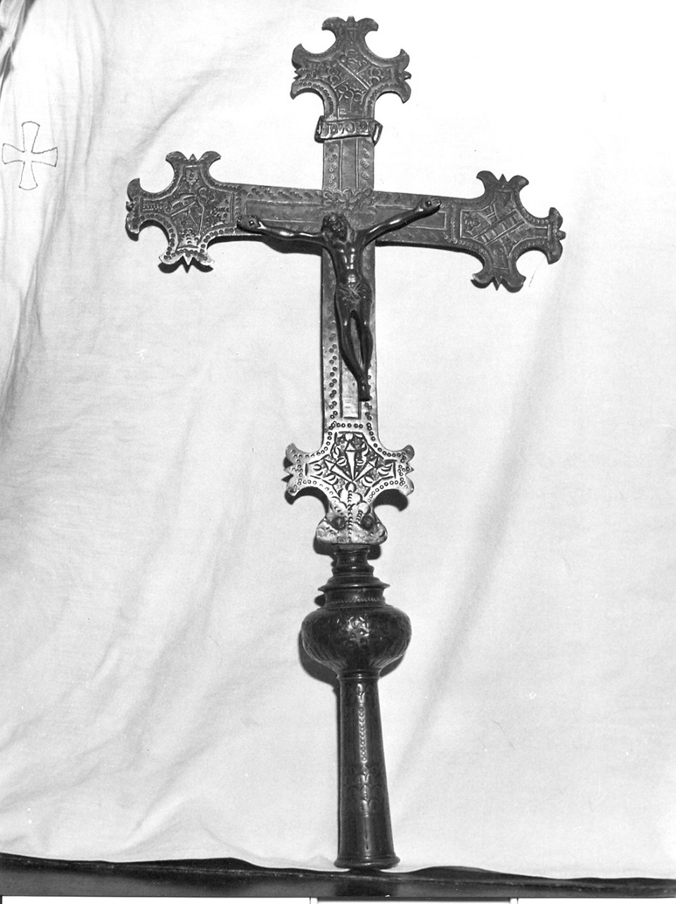 Cristo crocifisso (croce processionale, opera isolata) - bottega ligure (sec. XIX)