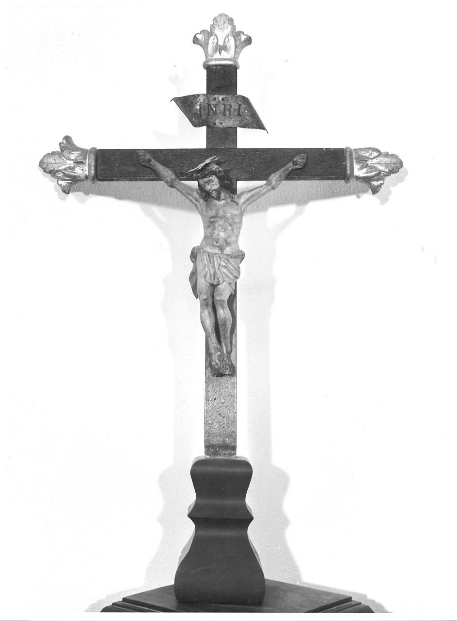 Cristo crocifisso (crocifisso, opera isolata) - bottega ligure (sec. XVII)