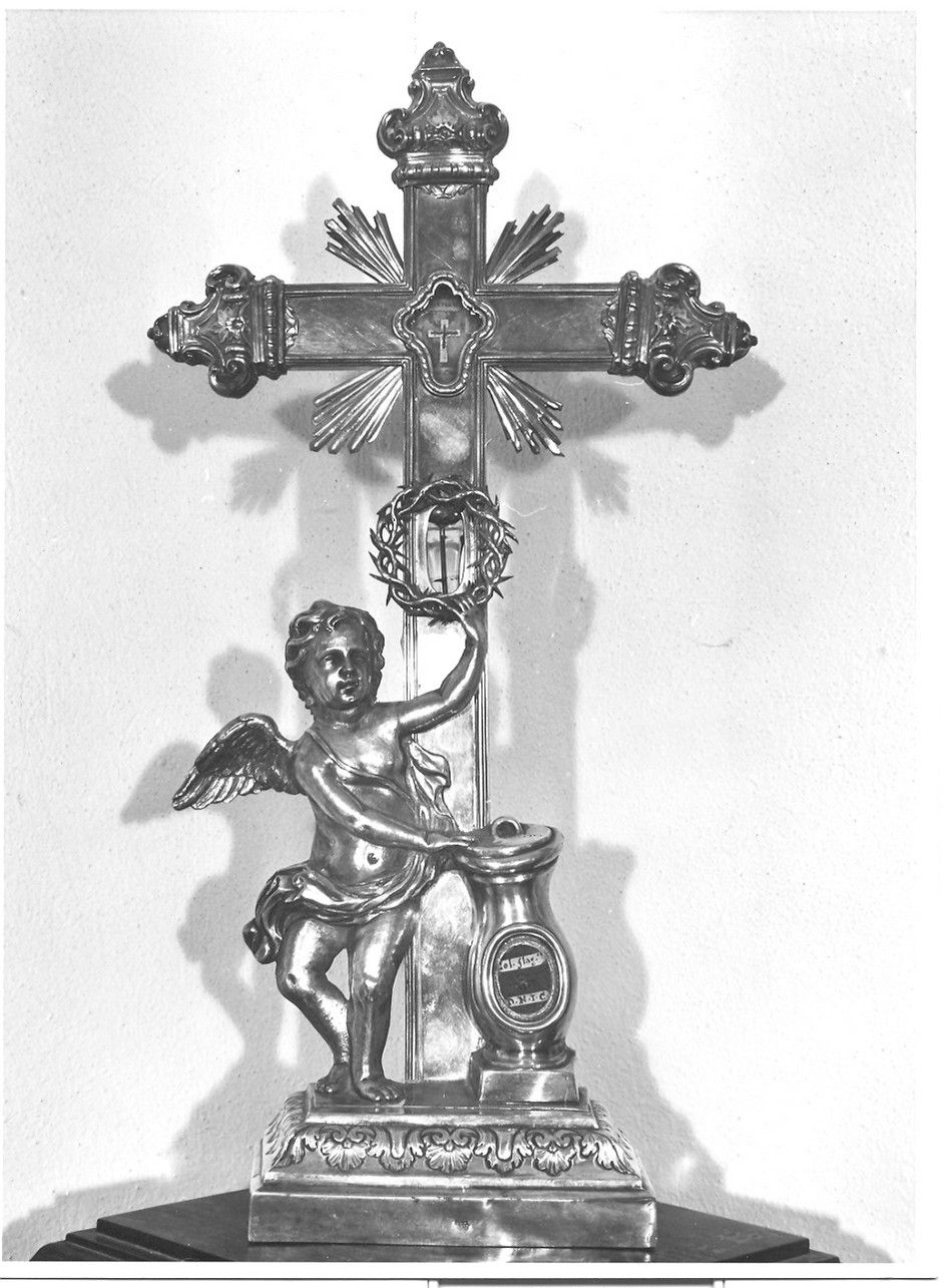 angelo con strumento della passione: corona di spine (reliquiario - a croce, opera isolata) - bottega ligure (sec. XVIII)