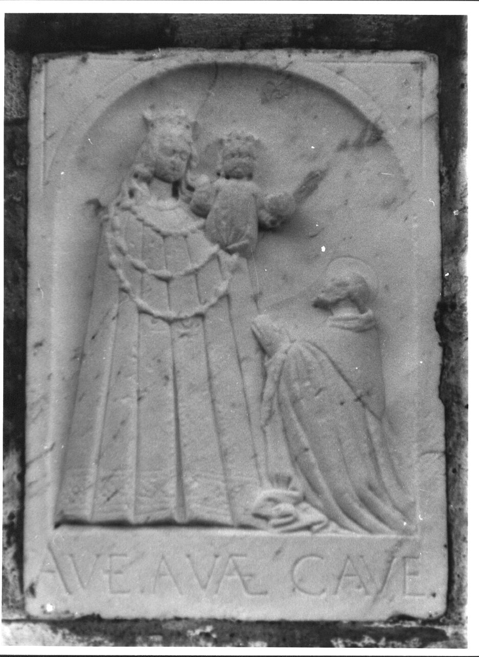 Madonna di Loreto e santo (edicola, opera isolata) - bottega tosco-ligure (sec. XVII)