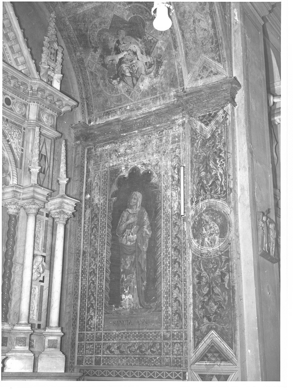 Sant'Anna/ Isaia (dipinto, elemento d'insieme) di Venturini Nazareno (primo quarto sec. XX)