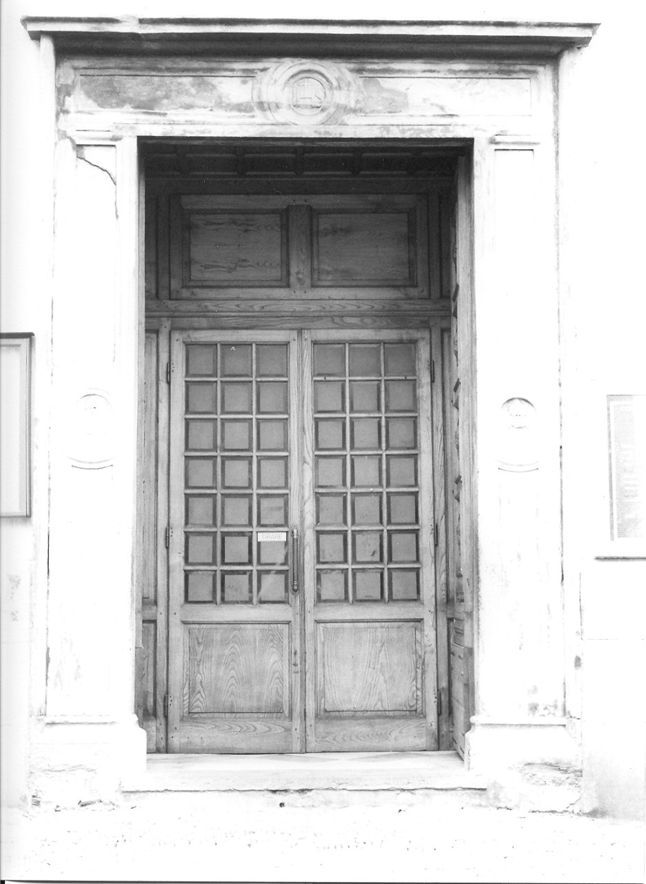 portale architravato, opera isolata - bottega ligure (prima metà sec. XVI)