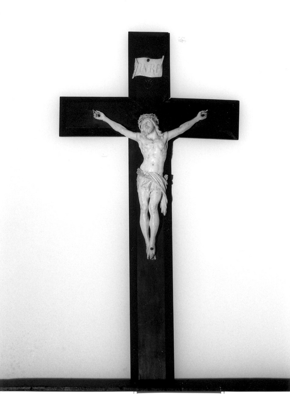 Cristo crocifisso (crocifisso, opera isolata) - bottega italiana (fine/inizio secc. XVII/ XVIII)