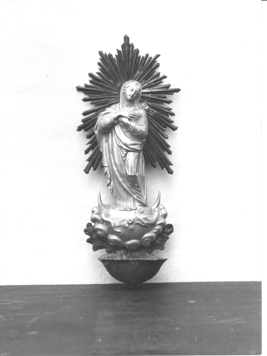 Madonna Immacolata (acquasantiera da parete, opera isolata) - bottega ligure (primo quarto sec. XIX)