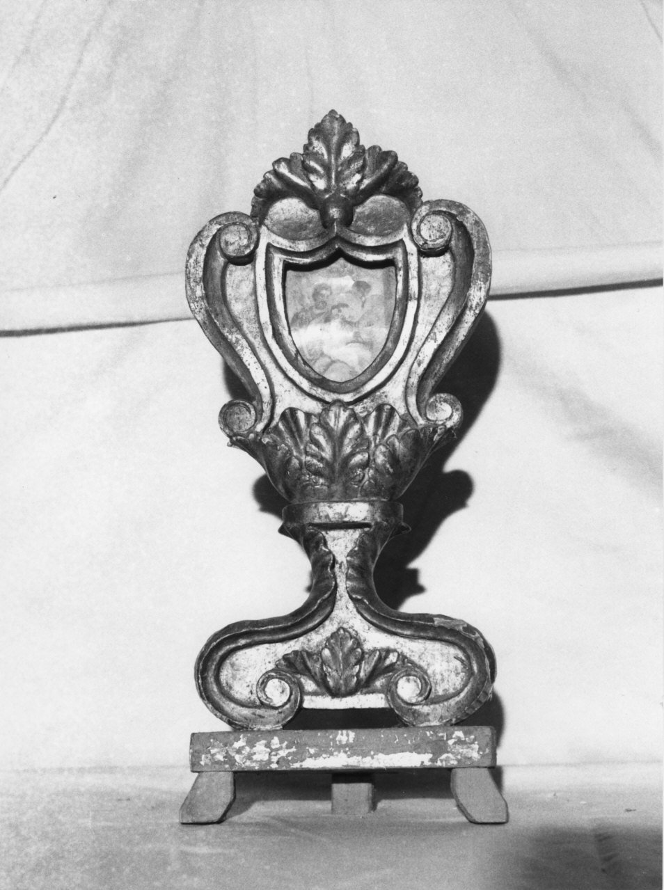reliquiario - a castone, su supporto, coppia - bottega italiana (sec. XIX)