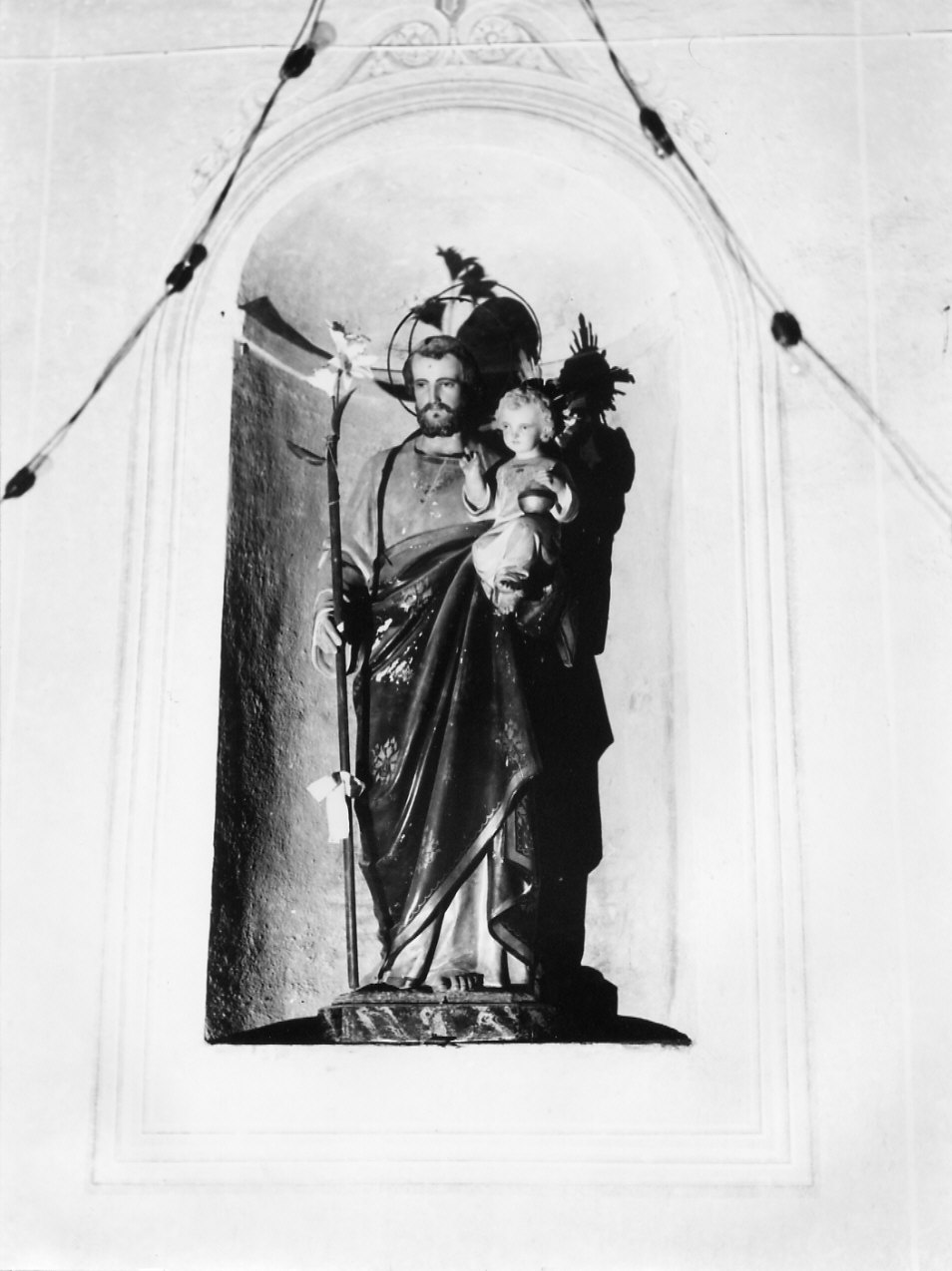 San Giuseppe e Gesù Bambino (scultura, opera isolata) - ambito italiano (sec. XX)