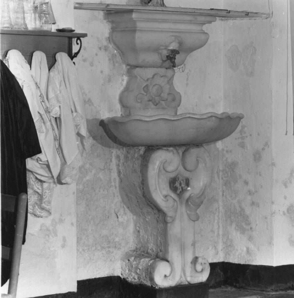 lavabo da sacrestia, opera isolata - bottega ligure (prima metà sec. XVIII)