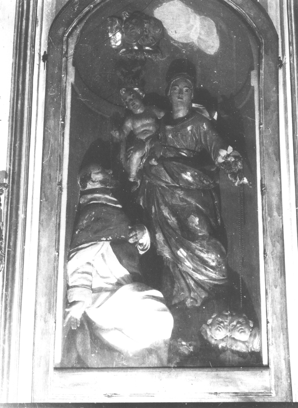 apparizione della Madonna con Bambino a San Domenico (gruppo scultoreo, insieme) - bottega ligure (fine sec. XVIII)